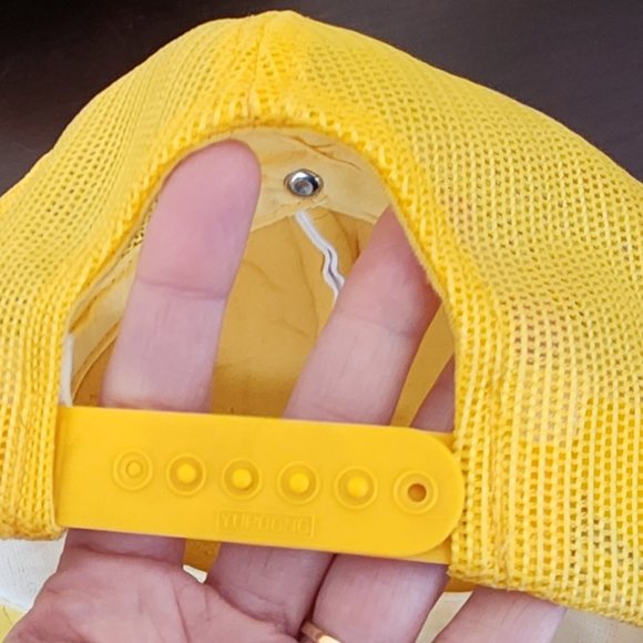 Vintage  Trucker Hat Key lake, Mesh Snapback Baseball Cap Retro Yellow Laurel - Picture 6 of 6